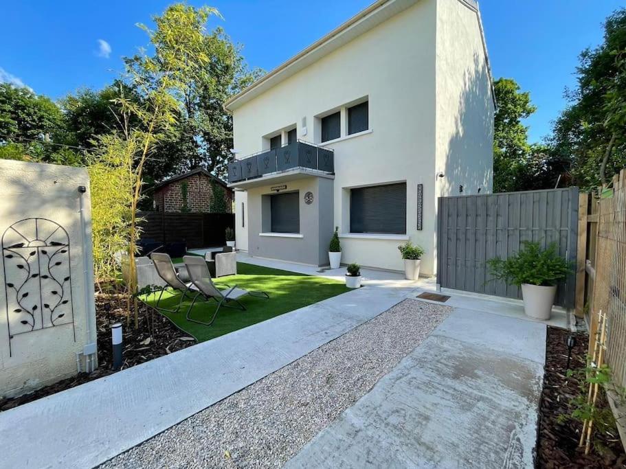 Chambre D'Hote Aphrodite Сент-Женевьев-де-Буа Экстерьер фото